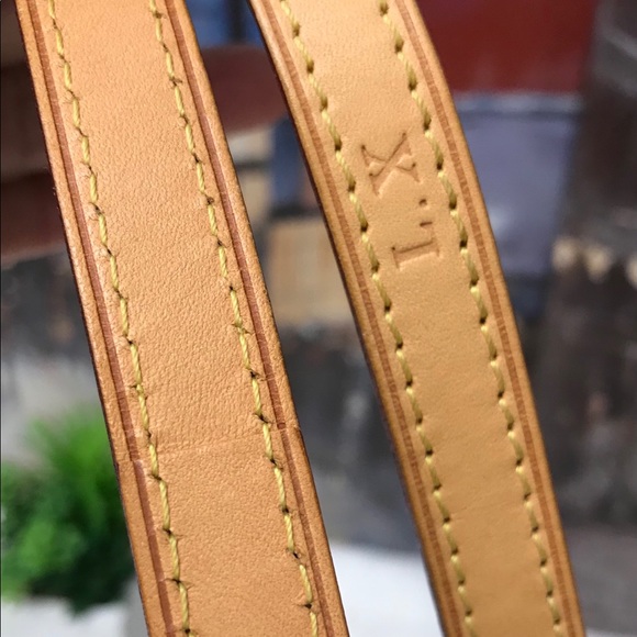 LOUIS VUITTON PALERMO PM - Picture 14 of 16